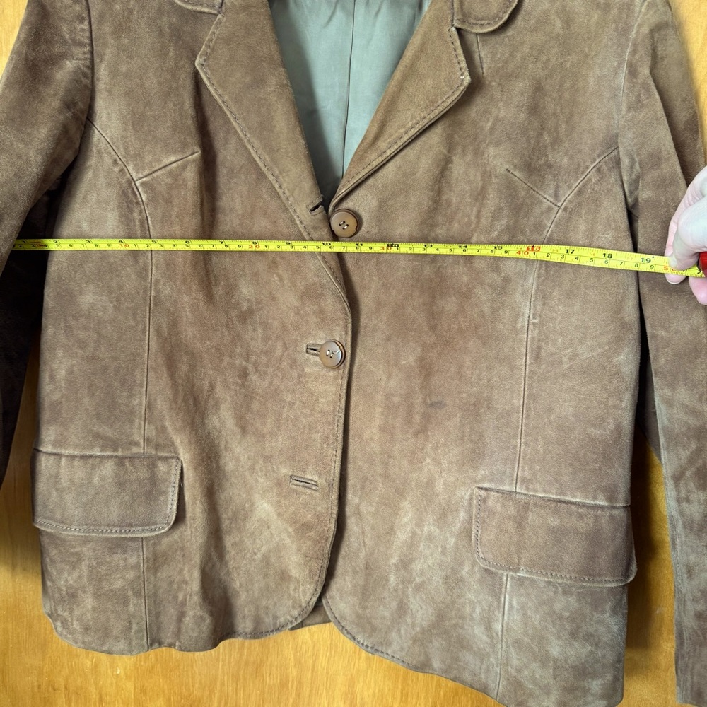 Italian Market Vintage Suede Women’s Jacket - Picture 6 of 16